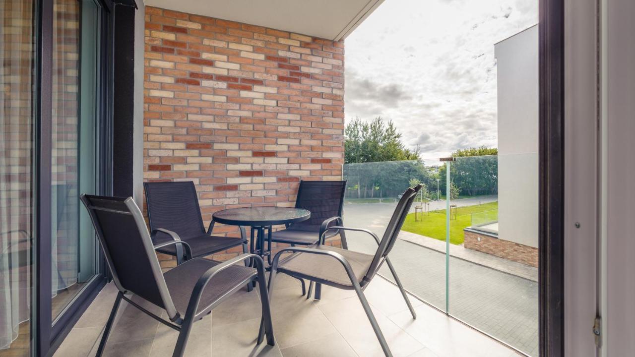 Apartamenty Simply Perlowa Przystan - Holiday City Kołobrzeg Kültér fotó